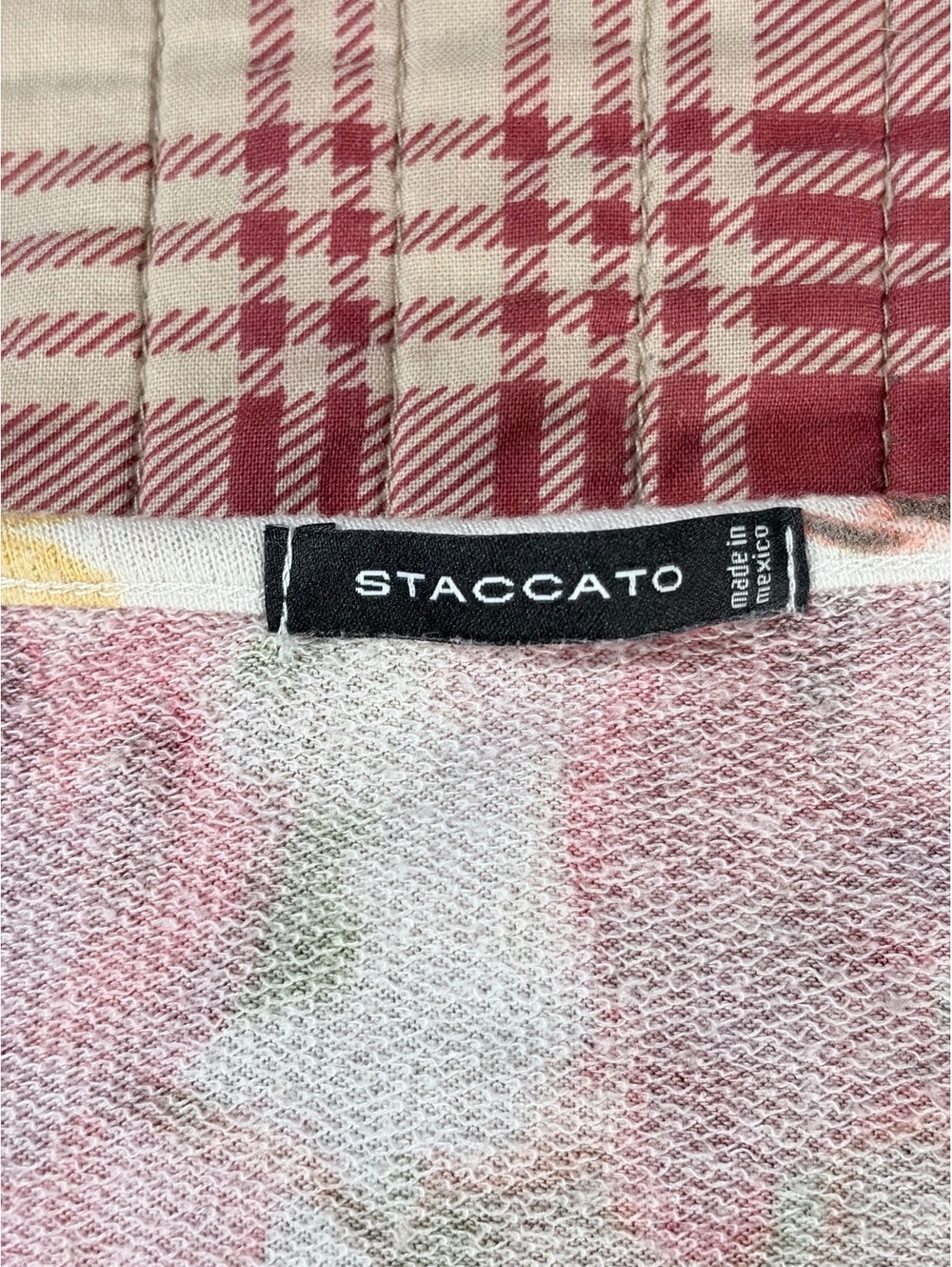 Staccato - Picture 3 of 5